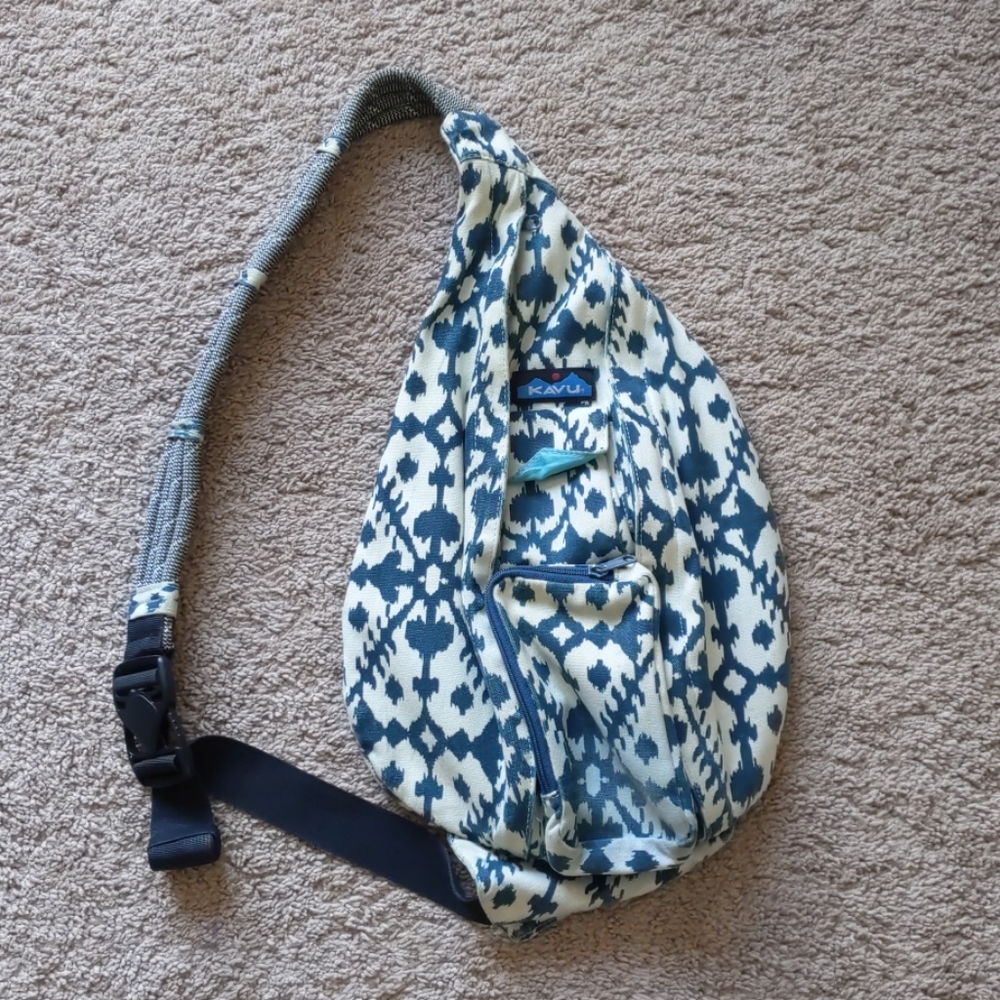 Kavu Bag- Over the shoulder